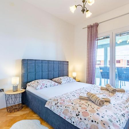 Rs Two Bedroom Apartment Sukošan Zewnętrze zdjęcie