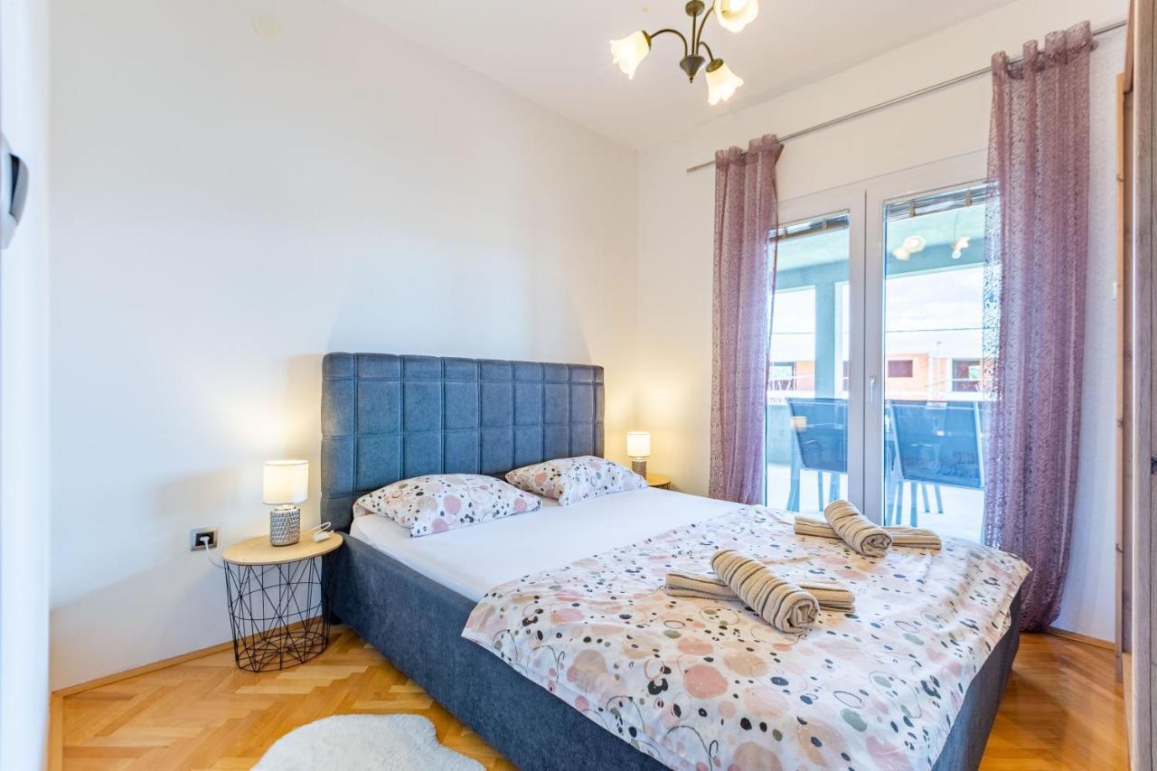 Rs Two Bedroom Apartment Sukošan Zewnętrze zdjęcie