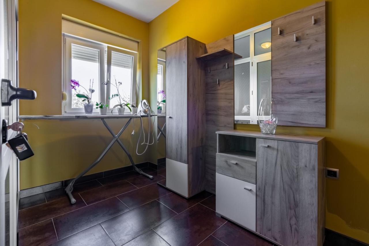 Rs Two Bedroom Apartment Sukošan Zewnętrze zdjęcie